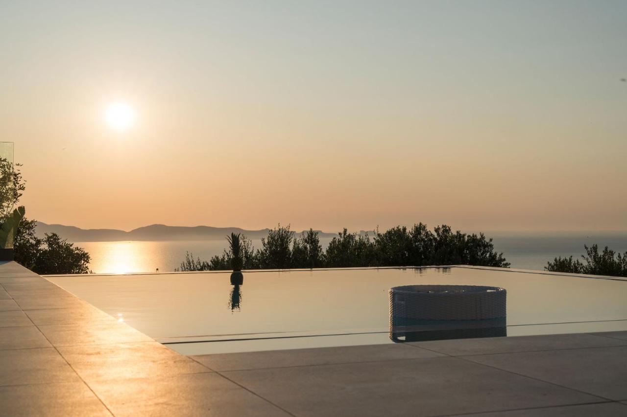 Villa Ekphrasis With Sea View And Jacuzzi Ραβδούχα Εξωτερικό φωτογραφία